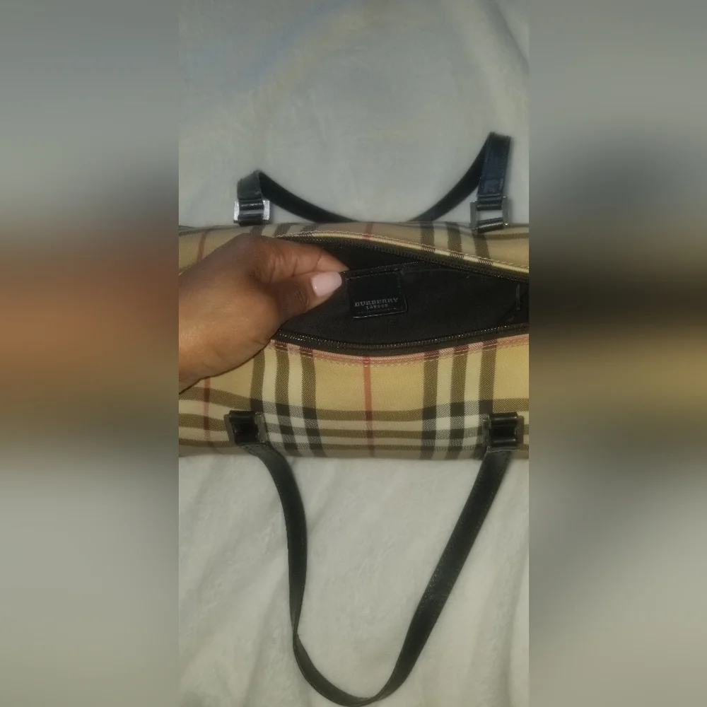 Burberry Novacheck - Picture 5 of 10